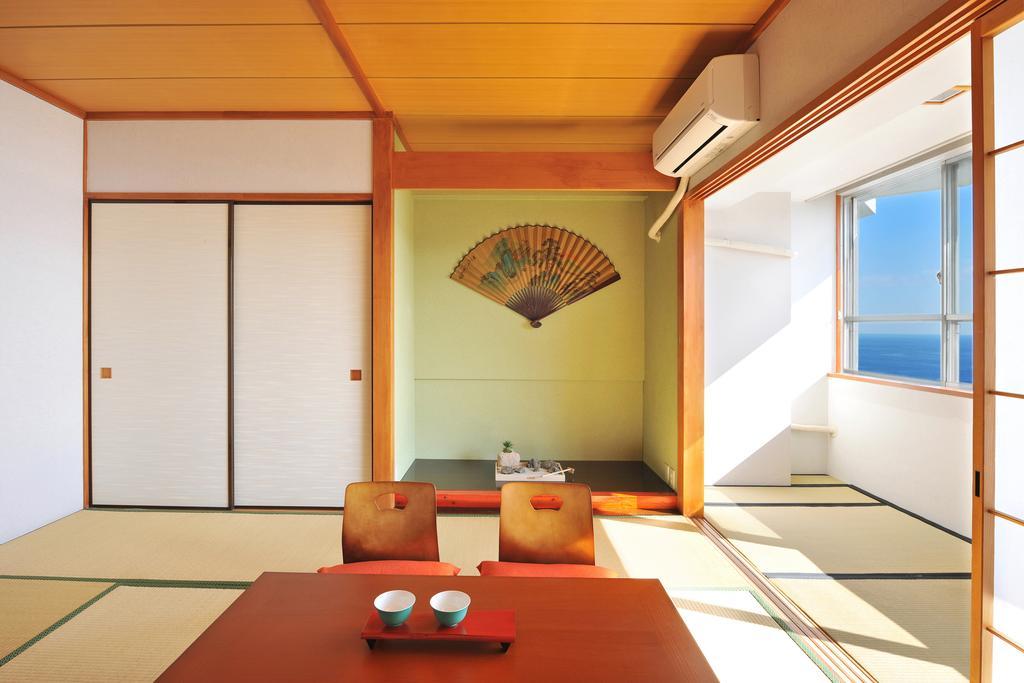 Onsen Hostel Hinoemi Atami  Δωμάτιο φωτογραφία