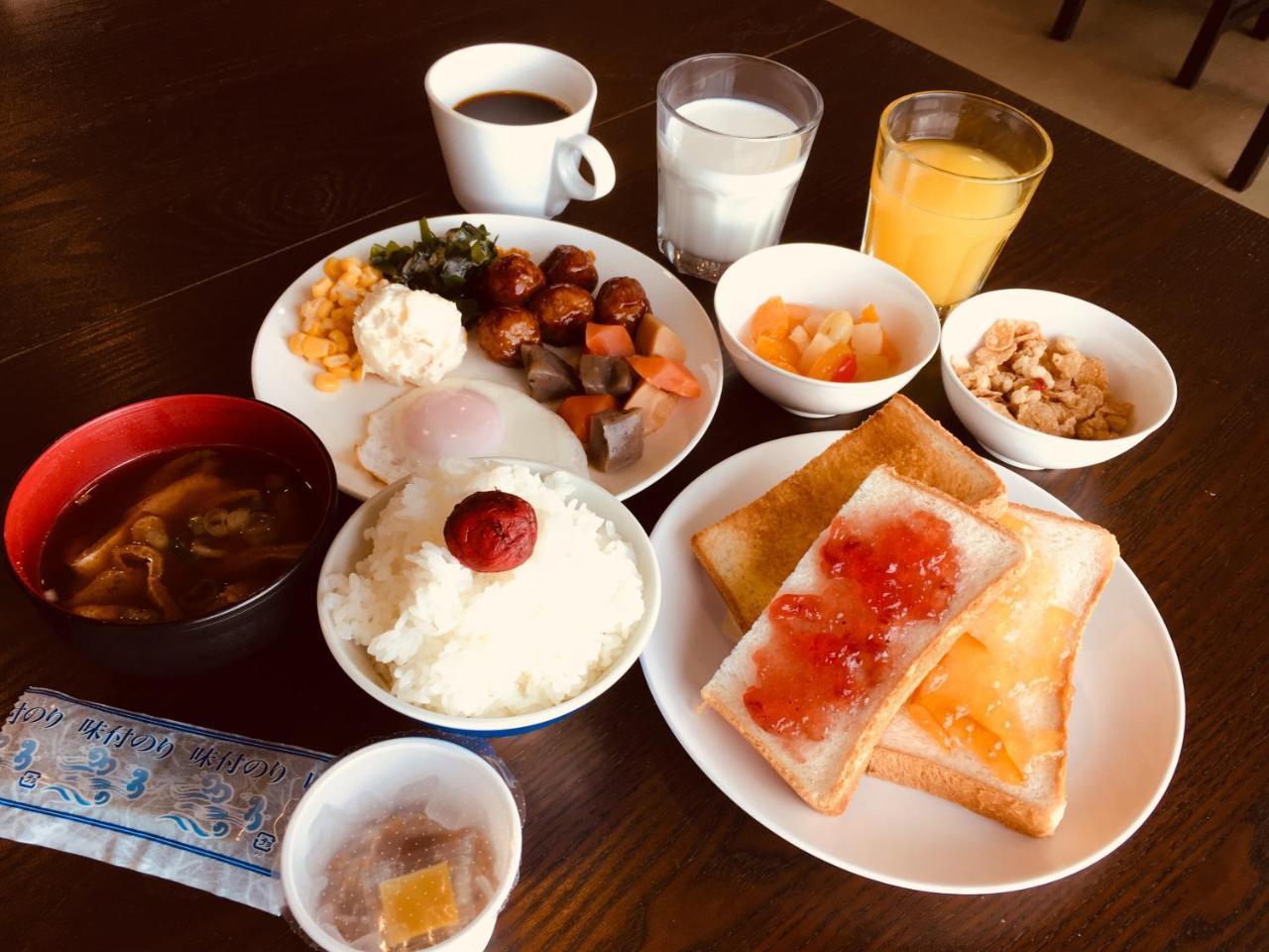 Onsen Hostel Hinoemi Atami  Εξωτερικό φωτογραφία